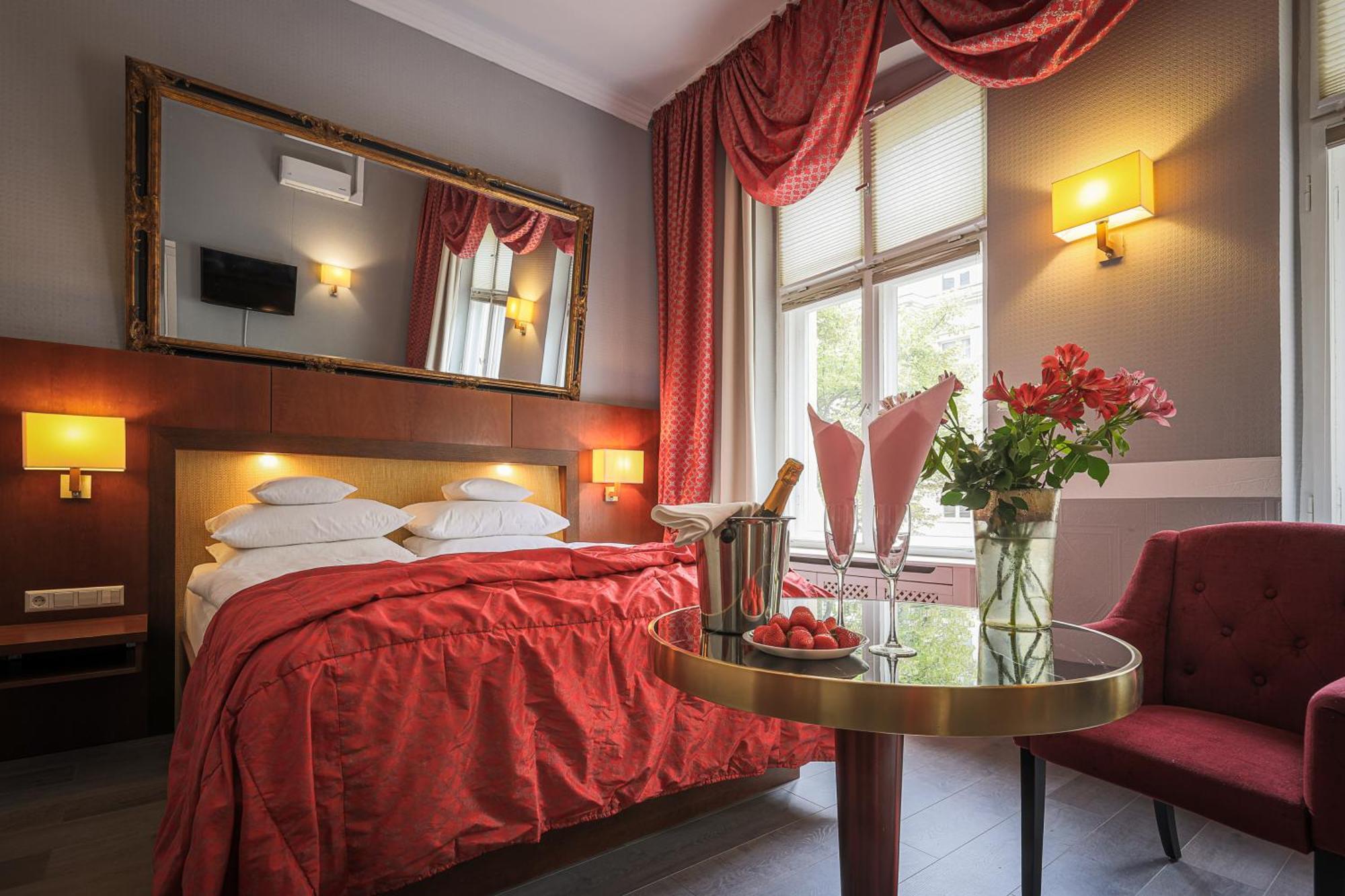 Augusta Am Kurfuerstendamm Berlino