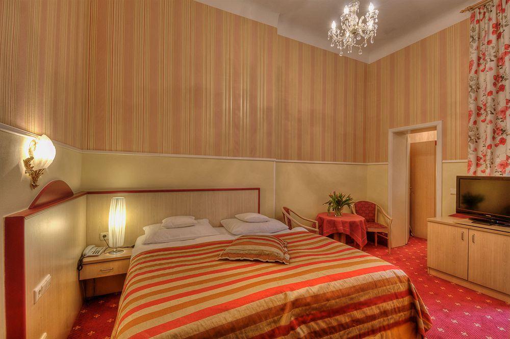 Hotel Augusta Am Kurfuerstendamm Berlino