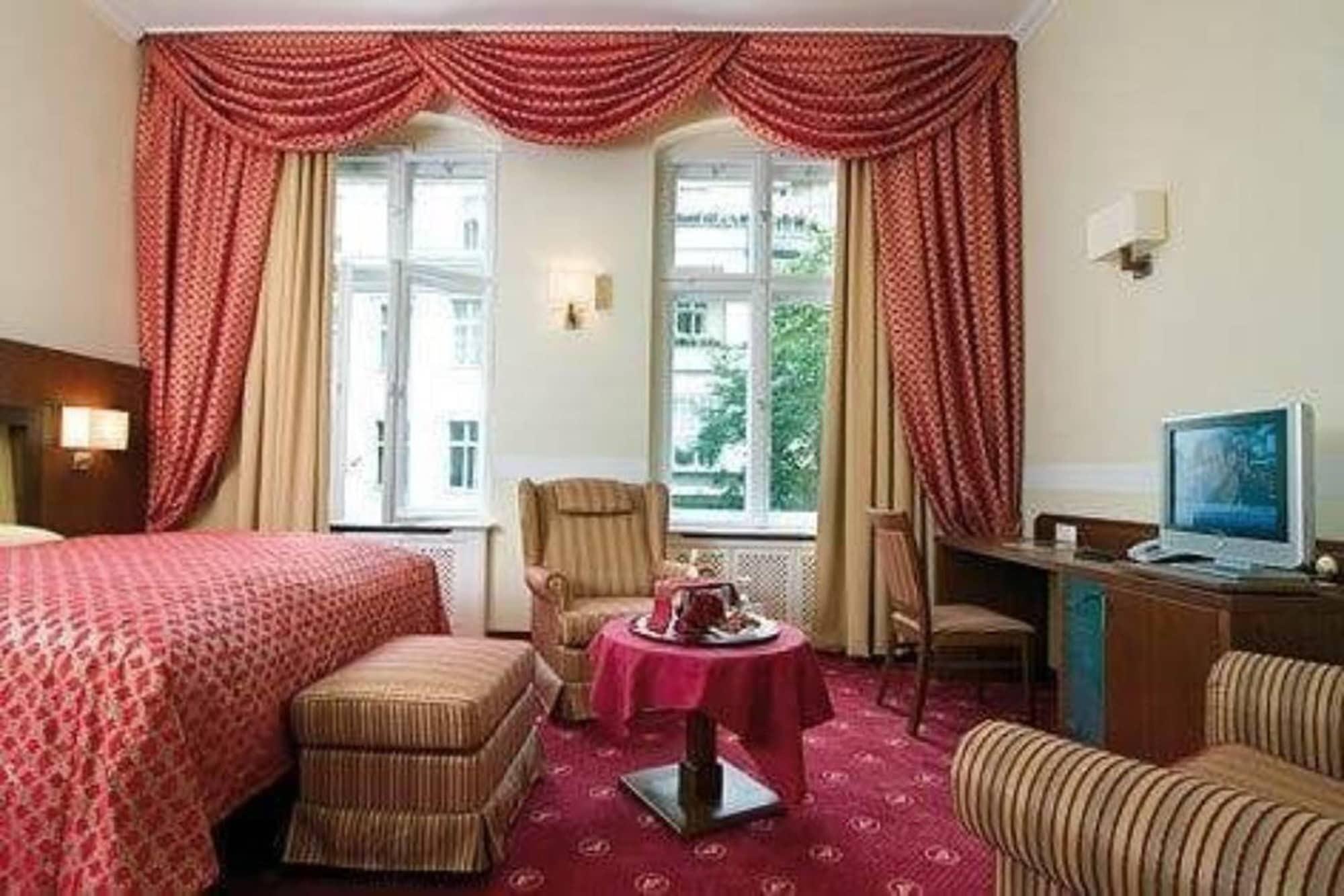 Augusta Am Kurfuerstendamm Hotel Berlino
